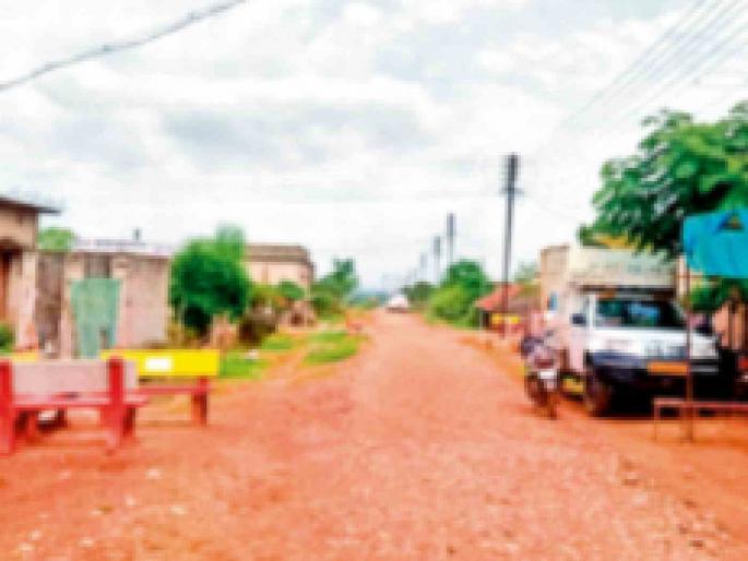 There is no Gram Panchayat in this village of Chandrapur No facility no plan was relocated by the forest department five years ago | विनाग्रामपंचायतीचे गाव; ना सुविधा, ना योजना! पाच वर्षांपूर्वी वन विभागाने केले होते गावाचे स्थलांतरण There is no Gram Panchayat in this village of Chandrapur No facility no plan was relocated by the forest department five years ago | विनाग्रामपंचायतीचे गाव; ना सुविधा, ना योजना! पाच वर्षांपूर्वी वन विभागाने केले होते गावाचे स्थलांतरण