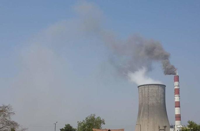 Petition filed in the High Court on rising pollution in Chandrapur | चंद्रपुरातील वाढत्या प्रदूषणावर हायकोर्टात याचिका दाखल Petition filed in the High Court on rising pollution in Chandrapur | चंद्रपुरातील वाढत्या प्रदूषणावर हायकोर्टात याचिका दाखल