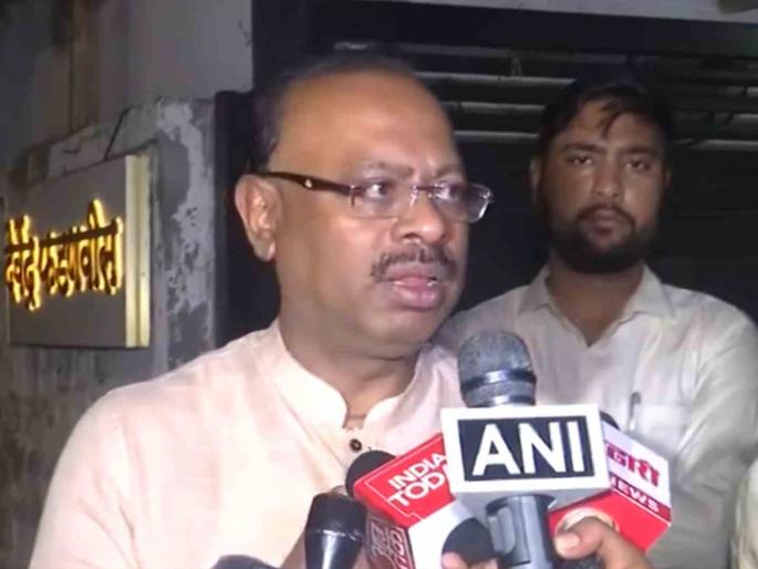 BJP core committee meeting was held in Mumbai with the presence of big leaders | मध्यरात्रीच भाजपाच्या नेत्यांची बैठक, विधानसभेआधी मोठे बदल होणार? चंद्रशेखर बावनकुळे म्हणाले,... BJP core committee meeting was held in Mumbai with the presence of big leaders | मध्यरात्रीच भाजपाच्या नेत्यांची बैठक, विधानसभेआधी मोठे बदल होणार? चंद्रशेखर बावनकुळे म्हणाले,...