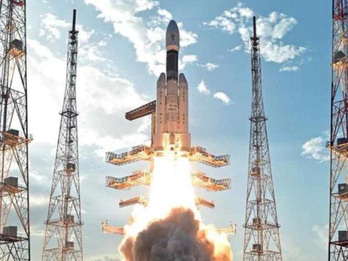 Chandrayaan-2 will enter the orbit of the Moon today | चांद्रयान-२ आज चंद्राच्या कक्षेत करणार प्रवेश Chandrayaan-2 will enter the orbit of the Moon today | चांद्रयान-२ आज चंद्राच्या कक्षेत करणार प्रवेश