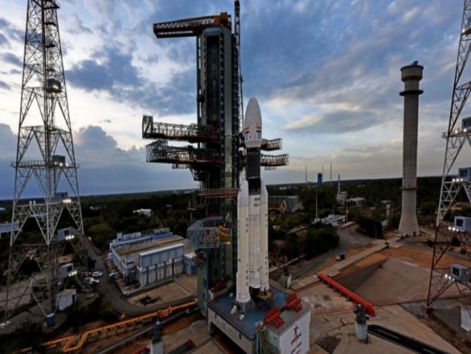 Postponement of Chandrayaan 2 campaign due to technical problem of the project | प्रक्षेपातील तांत्रिक त्रुटीमुळे  चांद्रयान 2 मोहीम स्थगित