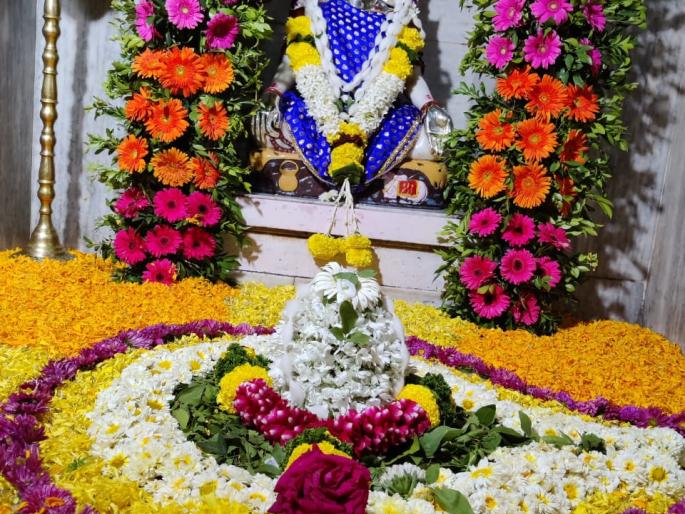 Adorable decoration in Mahadev temple in Chandreshwar street | महाशिवरात्री विशेष : चंद्रेश्वर गल्लीतील महादेव मंदिरात मनमोहक सजावट