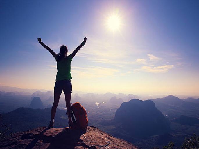 How can you change yourself to live happy life | कसं घडवाल स्वतःमध्ये परिवर्तन? जाणून घ्या शक्तीशाली मार्ग How can you change yourself to live happy life | कसं घडवाल स्वतःमध्ये परिवर्तन? जाणून घ्या शक्तीशाली मार्ग