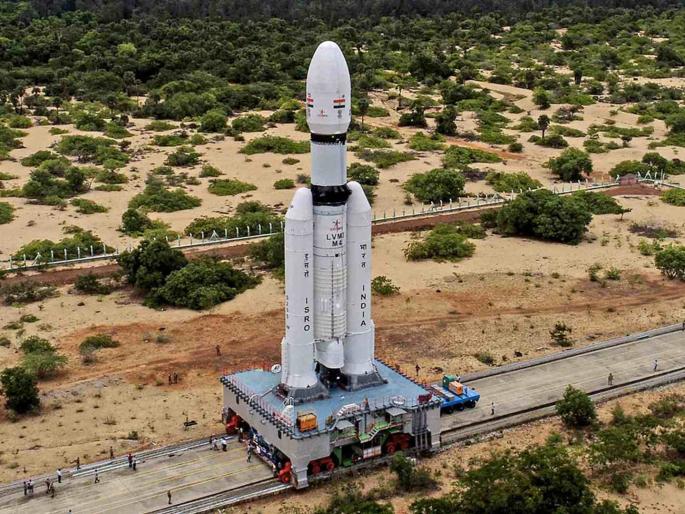 India's ambitious Chandrayaan-3 mission is all set to take off towards the moon | उत्सुकता! भारताची महत्त्वाकांक्षी चांद्रयान -३ मोहीम चंद्राकडे झेपायला सज्ज India's ambitious Chandrayaan-3 mission is all set to take off towards the moon | उत्सुकता! भारताची महत्त्वाकांक्षी चांद्रयान -३ मोहीम चंद्राकडे झेपायला सज्ज