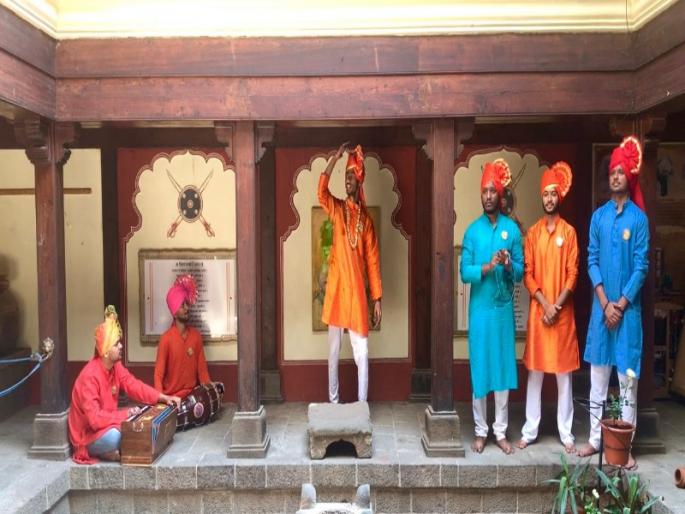 "Shahirijagar" on the chapekar brothers courage : Revolution Day | क्रांतिवीर चापेकर बंधुंच्या शौर्यगाथेवर ''शाहिरीजागर'' : प्रतिशोध दिन  "Shahirijagar" on the chapekar brothers courage : Revolution Day | क्रांतिवीर चापेकर बंधुंच्या शौर्यगाथेवर ''शाहिरीजागर'' : प्रतिशोध दिन