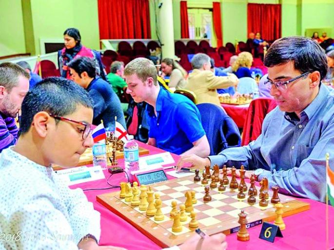 12 years Nagpur boy Raunak sweated the world's winner | नागपूरच्या १२ वर्षाच्या रौनकने जगज्जेत्याला फोडला घाम 12 years Nagpur boy Raunak sweated the world's winner | नागपूरच्या १२ वर्षाच्या रौनकने जगज्जेत्याला फोडला घाम