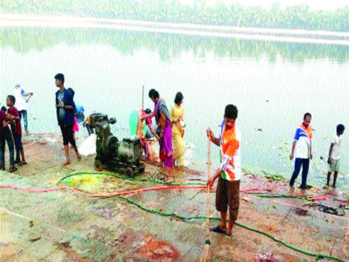 Public awareness about the cleanliness of Municipal corporation during the weekend | छटपूजेदरम्यान महापालिकेची स्वच्छतेविषयी जनजागृती Public awareness about the cleanliness of Municipal corporation during the weekend | छटपूजेदरम्यान महापालिकेची स्वच्छतेविषयी जनजागृती