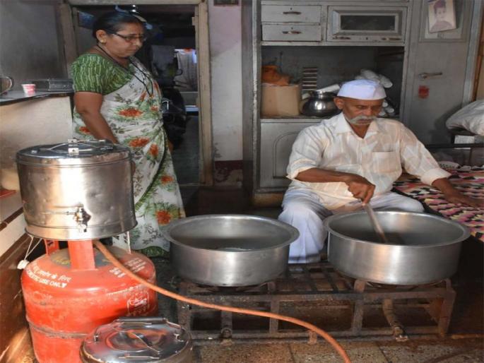 Modi saheb liked tea, now give a license. | मोदीसाहेब चहा आवडला, आता लायसनही द्या..