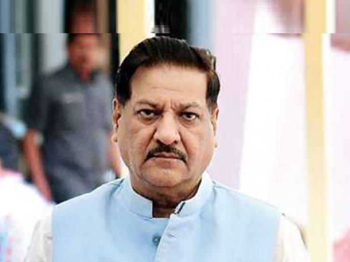 NCP President Prashant Yadav question to MLA Prithviraj Chavan | ..मग मुख्यमंत्र्यांच्या हस्ते विकास कामांची उद्घाटनं कसे करता?, राष्ट्रवादीच्या नेत्याचा पृथ्वीराज चव्हाणांना सवाल NCP President Prashant Yadav question to MLA Prithviraj Chavan | ..मग मुख्यमंत्र्यांच्या हस्ते विकास कामांची उद्घाटनं कसे करता?, राष्ट्रवादीच्या नेत्याचा पृथ्वीराज चव्हाणांना सवाल