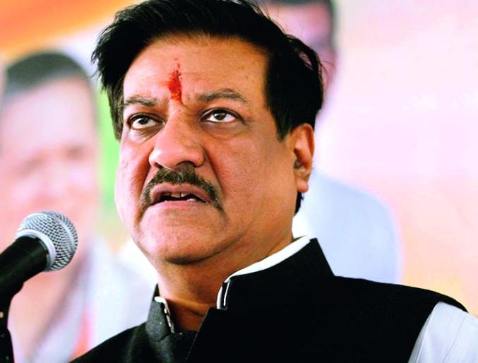 BJP brutally repressed in agitation against CAA: Prithviraj Chavan | सीएएविरोधातील आंदोलनात भाजपाकडून निर्दयपणे दडपशाही : पृथ्वीराज चव्हाण BJP brutally repressed in agitation against CAA: Prithviraj Chavan | सीएएविरोधातील आंदोलनात भाजपाकडून निर्दयपणे दडपशाही : पृथ्वीराज चव्हाण