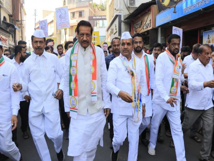 Maharashtra Assembly Election 2024 - Big fight in 4 constituencies of Satara district, Karad North, Karad South, Patan, Koregoan | कांटे की टक्कर! माजी मुख्यमंत्र्यांसह पालकमंत्री, दोन माजी मंत्र्यांची प्रतिष्ठा पणाला Maharashtra Assembly Election 2024 - Big fight in 4 constituencies of Satara district, Karad North, Karad South, Patan, Koregoan | कांटे की टक्कर! माजी मुख्यमंत्र्यांसह पालकमंत्री, दोन माजी मंत्र्यांची प्रतिष्ठा पणाला