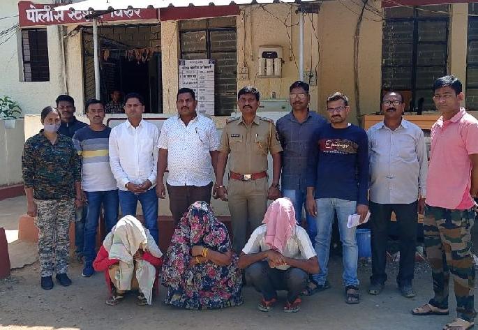 mother hired contract killer to murder pregnant daughter, three held | आईनेच दिली गर्भवती लेकीच्या हत्येची सुपारी; पोलीस तपासात कारण उघड! mother hired contract killer to murder pregnant daughter, three held | आईनेच दिली गर्भवती लेकीच्या हत्येची सुपारी; पोलीस तपासात कारण उघड!