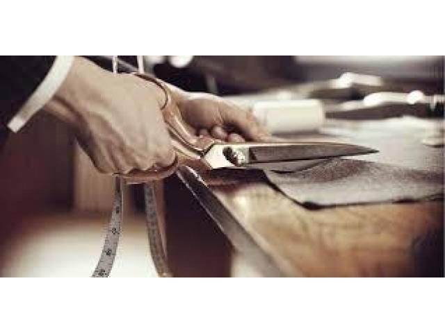 Taylor betrayed: Around eight lakhs of clothes were taken out | टेलरने केला विश्वासघात :आठ लाखांचे कपडे घेऊन पसार Taylor betrayed: Around eight lakhs of clothes were taken out | टेलरने केला विश्वासघात :आठ लाखांचे कपडे घेऊन पसार