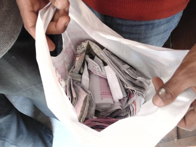 cheating of Rs 8 lakh in the name of giving changer of money to them | पैसे सुटे करून देण्याच्या नावाखाली ठाण्यात साडेआठ लाखांची फसवणूक