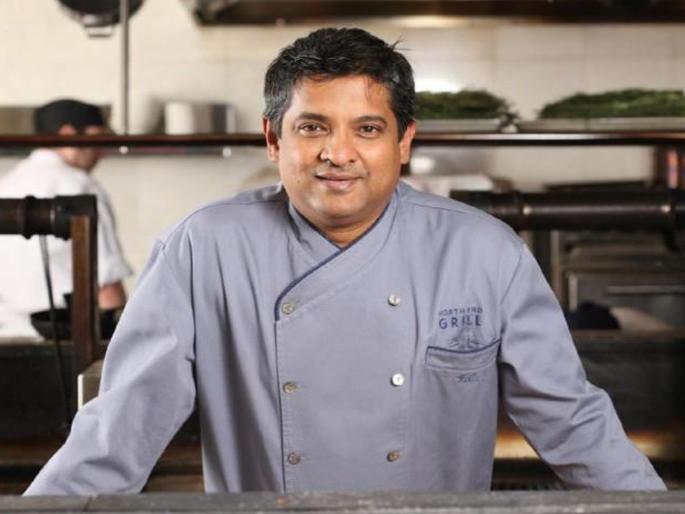 Celebrity Chef Floyd Cardoz Dies Of Coronavirus In New York After Returning From Mumbai kkg | Coronavirus: भारतीय वंशाच्या सेलिब्रिटी शेफचा अमेरिकेत मृत्यू; याच महिन्यात मुंबईत दिली होती २०० जणांना पार्टी Celebrity Chef Floyd Cardoz Dies Of Coronavirus In New York After Returning From Mumbai kkg | Coronavirus: भारतीय वंशाच्या सेलिब्रिटी शेफचा अमेरिकेत मृत्यू; याच महिन्यात मुंबईत दिली होती २०० जणांना पार्टी
