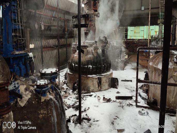 Fire broke out from Peroxi Chem Company in dombivali; one worker injured | डोंबिवलीत पेरोक्सि केम कंपनीला आग; एक कामगार जखमी