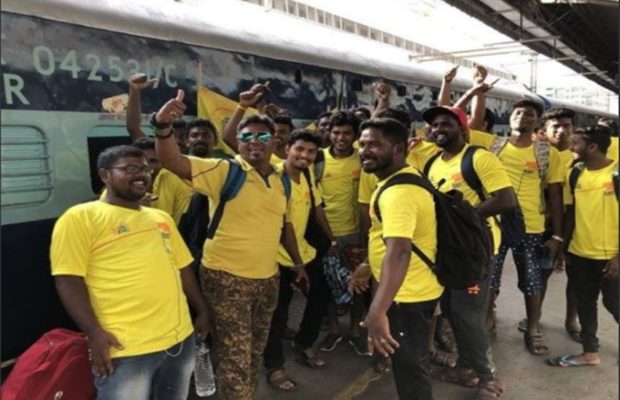 IPL 2018: Free train for fans of Chennai Super Kings to go to Pune | IPL 2018 : चेन्नई सुपर किंग्जच्या चाहत्यांना पुण्यात जाण्यासाठी मोफत ट्रेन