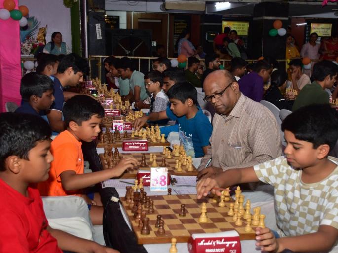 Ahmednagar: Inauguration of Classical International Ranking Chess Tournament | Ahmednagar: क्लासिकल आंतरराष्ट्रीय मानांकन बुद्धिबळ स्पर्धेचा शुभारंभ Ahmednagar: Inauguration of Classical International Ranking Chess Tournament | Ahmednagar: क्लासिकल आंतरराष्ट्रीय मानांकन बुद्धिबळ स्पर्धेचा शुभारंभ