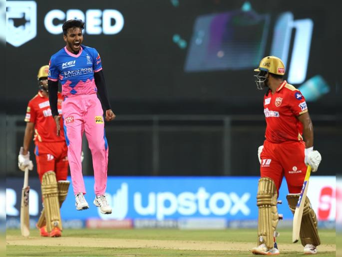IPL 2021 : RR vs PK T20 Live : Meet Chetan Sakariya - who overcame personal tragedy to make it to the IPL, Today he debute for RR | IPL 2021 : RR vs PK T20 Live : वडील टेम्पो चालक, तीन महिन्यांपूर्वी भावानं केली आत्महत्या अन् आज RR कडून पदार्पणात घेतली मोठी विकेट