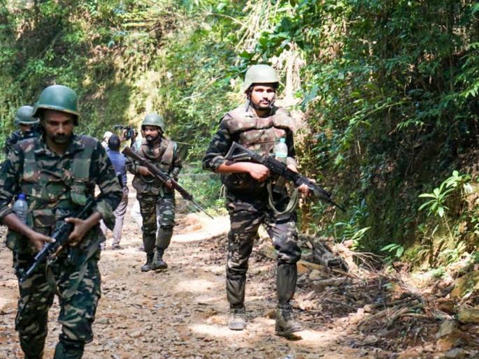 Two Naxalites killed in Sukma, Chhattisgarh; One had a reward of Rs 5 lakh | छत्तीसगडमधील सुकमा येथे दोन नक्षलवादी ठार; एकावर ५ लाखांचे बक्षीस होते Two Naxalites killed in Sukma, Chhattisgarh; One had a reward of Rs 5 lakh | छत्तीसगडमधील सुकमा येथे दोन नक्षलवादी ठार; एकावर ५ लाखांचे बक्षीस होते