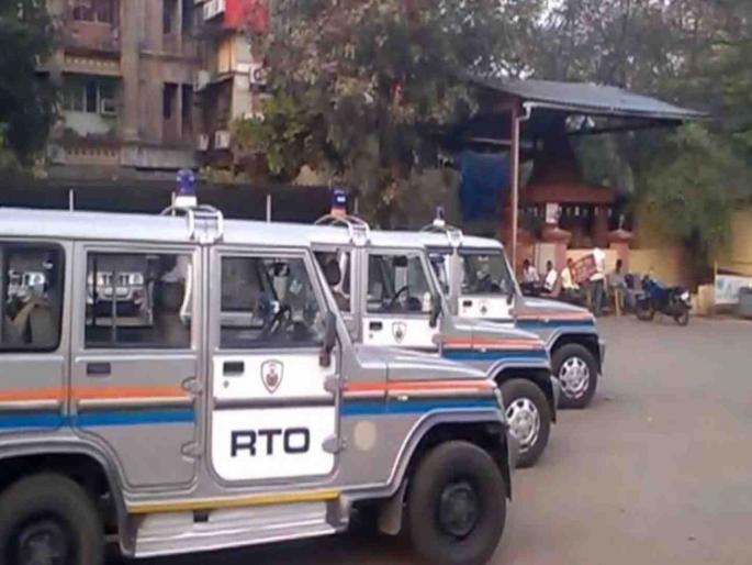 Chhatrapati Sambhajinagar Ex Regional Transport Officer son bike fined for speeding four wheeler | नियम तोडला चारचाकीने, दंड ठाेठावला दुचाकीला!; छत्रपती संभाजीनगरमधील अजब प्रकार Chhatrapati Sambhajinagar Ex Regional Transport Officer son bike fined for speeding four wheeler | नियम तोडला चारचाकीने, दंड ठाेठावला दुचाकीला!; छत्रपती संभाजीनगरमधील अजब प्रकार