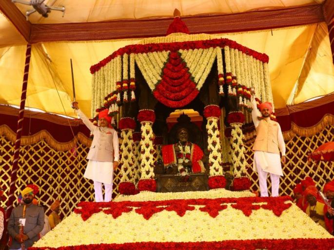 do not need 50 crores 50 fort will show conservation says sambhaji raje chhatrapati | ५० कोटी नको, ५० किल्ले ताब्यात द्या, संवर्धन करून दाखवितो: संभाजीराजे छत्रपती