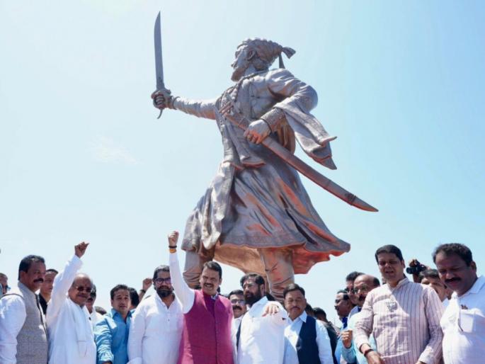New Ninety-One Foot Chhatrapati Shivaji Maharaj Statue Unveiled In Sindhudurg | छत्रपती शिवरायांच्या कर्तृत्वाला साजेसा पुतळा; राजकोट किल्ल्यावर मुख्यमंत्री फडणवीस यांनी केलं पूजन
