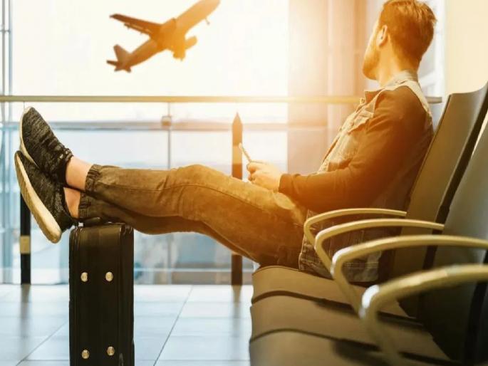 To save money, this journalist Chip Cutte travels by plane from Ohio to New York every day | ऐकावे ते नवलच.! 'हा' पत्रकार ऑफिसला विमानानं जातो; ९०० किमी प्रवास स्वस्तात पडतो To save money, this journalist Chip Cutte travels by plane from Ohio to New York every day | ऐकावे ते नवलच.! 'हा' पत्रकार ऑफिसला विमानानं जातो; ९०० किमी प्रवास स्वस्तात पडतो