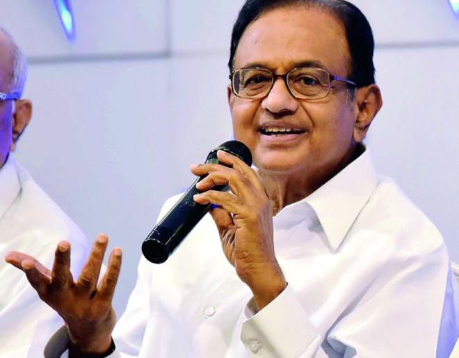 P. Chidambaram's action in political hatred | पी. चिदम्बरम यांच्यावर राजकीय द्वेषातून कारवाई P. Chidambaram's action in political hatred | पी. चिदम्बरम यांच्यावर राजकीय द्वेषातून कारवाई
