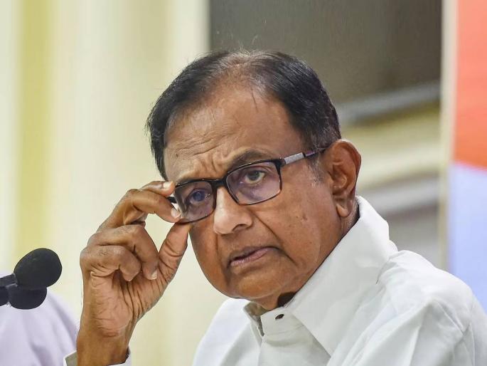 congress to talk with others only after intra party discussion a committee of 5 to talk to the alliance | पक्षांतर्गत चर्चेनंतरच काँग्रेसची इतरांशी चर्चा; आघाडीशी बोलण्यासाठी ५ जणांची समिती congress to talk with others only after intra party discussion a committee of 5 to talk to the alliance | पक्षांतर्गत चर्चेनंतरच काँग्रेसची इतरांशी चर्चा; आघाडीशी बोलण्यासाठी ५ जणांची समिती