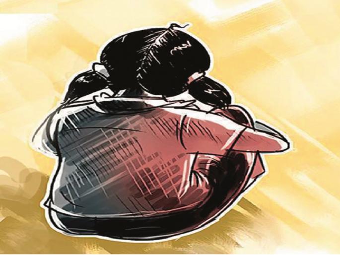 mother n her lover harnesses five year girl in Aurangabad | प्रेमसंबंधात अडसर ठरणाऱ्या पाच वर्षीय चिमुकलीला दिले चटके mother n her lover harnesses five year girl in Aurangabad | प्रेमसंबंधात अडसर ठरणाऱ्या पाच वर्षीय चिमुकलीला दिले चटके
