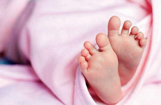 The tragic end of Child falling from the first floor in Nagpur | नागपुरात पहिल्या माळ्यावरून पडून चिमुकल्याचा करुण अंत