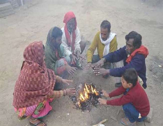 Garva grew in cloudy weather in Nagpur | नागपुरात  ढगाळी वातावरणात गारवा वाढला Garva grew in cloudy weather in Nagpur | नागपुरात  ढगाळी वातावरणात गारवा वाढला