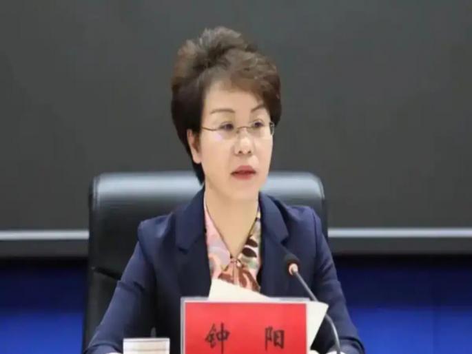 Guizhou Governor Zhong Yang known as the Beautiful Governor in China has been sentenced to 13 years in prison | ५८ कर्मचाऱ्यांशी शारीरिक संबंध, ७१ कोटींची लाच अन्...; चीनमधील बड्या महिला अधिकाऱ्याला १३ वर्षांचा तुरुंगवास Guizhou Governor Zhong Yang known as the Beautiful Governor in China has been sentenced to 13 years in prison | ५८ कर्मचाऱ्यांशी शारीरिक संबंध, ७१ कोटींची लाच अन्...; चीनमधील बड्या महिला अधिकाऱ्याला १३ वर्षांचा तुरुंगवास