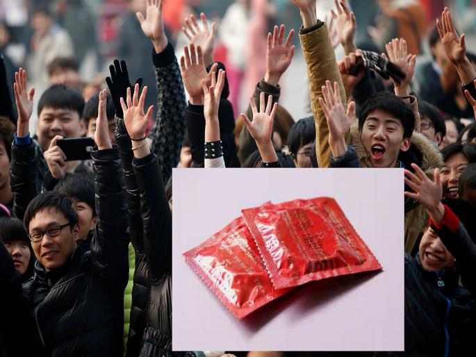 In China, people have neither jobs nor money, but the sales of condoms are booming, as you will be shocked to hear | चीनमध्ये लोकांकडे ना नोकरी, ना पैसा, पण धडाक्यात होतेय कंडोमची विक्री, कारण ऐकून बसेल धक्का In China, people have neither jobs nor money, but the sales of condoms are booming, as you will be shocked to hear | चीनमध्ये लोकांकडे ना नोकरी, ना पैसा, पण धडाक्यात होतेय कंडोमची विक्री, कारण ऐकून बसेल धक्का