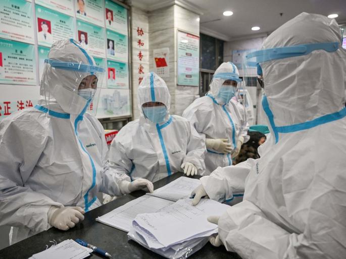 china covid lockdown shanghai bars all from leaving homes bed set up in the office for 20 thousand staff | CoronaVirus News : लॉकडाऊनचा फटका! चीनमध्ये कंपनीने ऑफिसमध्ये 20,000 कर्मचाऱ्यांच्या राहण्याची केली सोय कारण... china covid lockdown shanghai bars all from leaving homes bed set up in the office for 20 thousand staff | CoronaVirus News : लॉकडाऊनचा फटका! चीनमध्ये कंपनीने ऑफिसमध्ये 20,000 कर्मचाऱ्यांच्या राहण्याची केली सोय कारण...