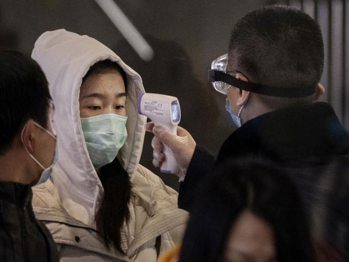 Chinas New Coronavirus Cases Rise to Near Six Week High kkg | CoronaVirus: रशियातून 'एक्स्पोर्ट' होतोय कोरोना; आकडेवारीनं वाढवली चीनची चिंता Chinas New Coronavirus Cases Rise to Near Six Week High kkg | CoronaVirus: रशियातून 'एक्स्पोर्ट' होतोय कोरोना; आकडेवारीनं वाढवली चीनची चिंता