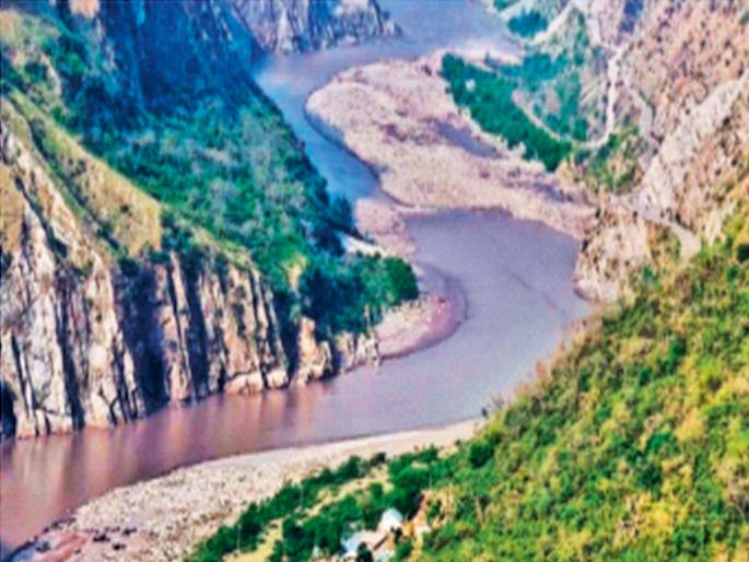 Government plans to expand Ranbir Canal, will stop Chenab water before it reaches Pakistan | चिनाबचे पाणी पाकला जाण्याआधीच अडवणार, रणबीर कालव्याचा विस्तार करण्याची सरकारची योजना