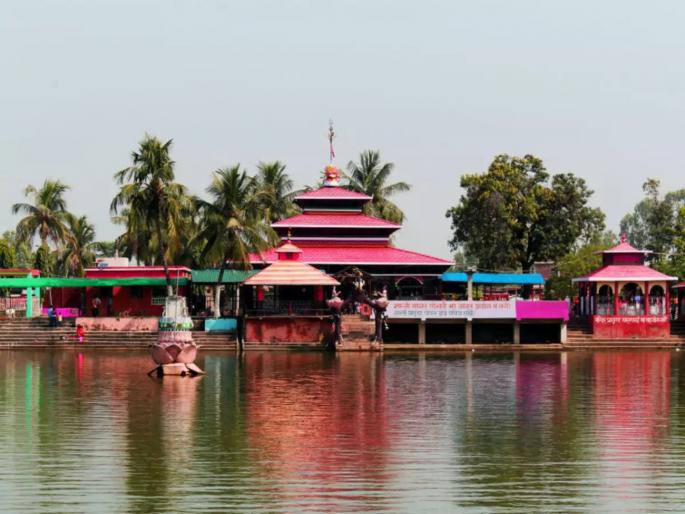 chinnmasta devi mandir 6000 years old in Jharkhand | देवीचे 'हे' ६ हजार वर्ष जुने शक्तीपीठ आहे एका कथेसाठी प्रसिद्ध, चैत्र नवरात्रीनिमित्त जाणून घ्याच