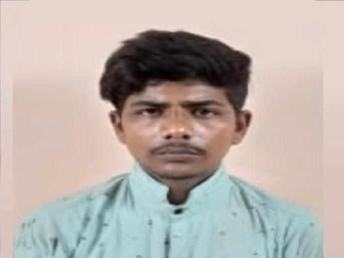 Six youth arrested in case of murder in Daulatnagar area of Kolhapur | कोल्हापूर: महिलांची छेड काढल्यानेच जमावाकडून चिन्याचा खून, सहाजणांना अटक Six youth arrested in case of murder in Daulatnagar area of Kolhapur | कोल्हापूर: महिलांची छेड काढल्यानेच जमावाकडून चिन्याचा खून, सहाजणांना अटक