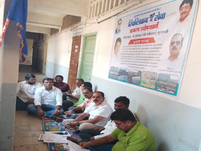 Republican Army suspends hunger strike against Safavid Company | साफयिस्ट कंपनीविरोधात रिपब्लिकन सेनेचे उपोषण स्थगित Republican Army suspends hunger strike against Safavid Company | साफयिस्ट कंपनीविरोधात रिपब्लिकन सेनेचे उपोषण स्थगित