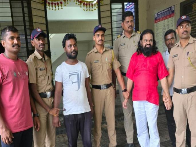 bhondubaba Ganesh Waikar and Ashok Joshi arrested in Chiplun city | Ratnagiri: बक्कळ पैसे कमावण्यासाठी ‘ताे’ भिक्षुकीतून वळला भोंदूगिरीकडे; अखेर पोलिसांच्या सापळ्यात अडकला bhondubaba Ganesh Waikar and Ashok Joshi arrested in Chiplun city | Ratnagiri: बक्कळ पैसे कमावण्यासाठी ‘ताे’ भिक्षुकीतून वळला भोंदूगिरीकडे; अखेर पोलिसांच्या सापळ्यात अडकला