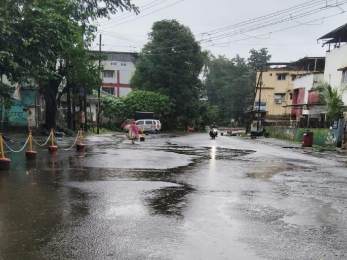 Rains ease in Ratnagiri district Flood situation recedes, normal life restored | रत्नागिरी जिल्ह्यात पावसाची उसंत; पूरस्थिती ओसरली, जनजीवन पूर्ववत Rains ease in Ratnagiri district Flood situation recedes, normal life restored | रत्नागिरी जिल्ह्यात पावसाची उसंत; पूरस्थिती ओसरली, जनजीवन पूर्ववत