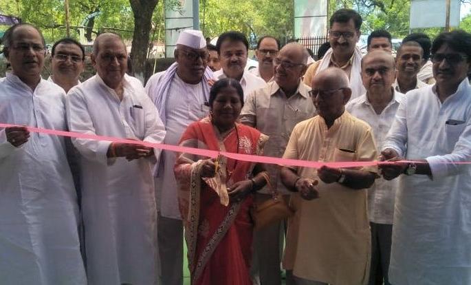 The same festival in New Village in Chalisgaon | चाळीसगावात नवीन उपक्रम वही महोत्सव The same festival in New Village in Chalisgaon | चाळीसगावात नवीन उपक्रम वही महोत्सव