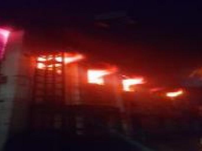 Fire breaks out at chocolate factory in Kupwad MIDC Sangli | Sangli: कुपवाड एमआयडीसीत चॉकलेट कारखान्याला आग, नेमकं कारण अस्पष्ट Fire breaks out at chocolate factory in Kupwad MIDC Sangli | Sangli: कुपवाड एमआयडीसीत चॉकलेट कारखान्याला आग, नेमकं कारण अस्पष्ट