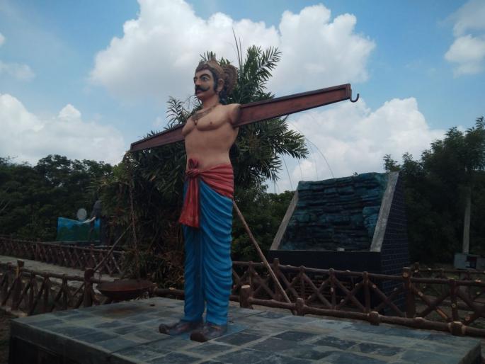 FIR filed against Ahilya Devi statue in Tundra | चौंडीतील अहिल्यादेवींच्या पुतळ्यासमोरील तुळ राशीच्या साखळीची मोडतोड : गुन्हा दाखल FIR filed against Ahilya Devi statue in Tundra | चौंडीतील अहिल्यादेवींच्या पुतळ्यासमोरील तुळ राशीच्या साखळीची मोडतोड : गुन्हा दाखल
