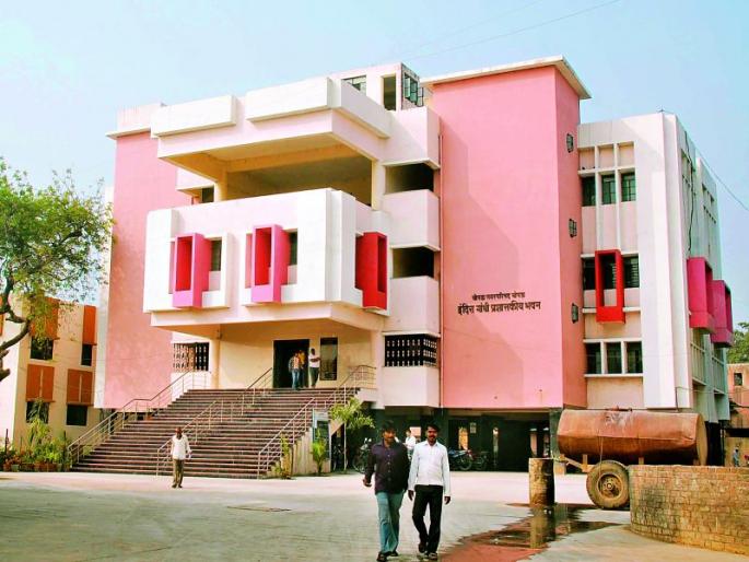 Dissenting the Chopda Development Forum, 10 corporators have turned their attention to the special session | चोपडा विकास मंचच्या नाराज दहा नगरसेवकांनी विशेष सभेकडे फिरवली पाठ Dissenting the Chopda Development Forum, 10 corporators have turned their attention to the special session | चोपडा विकास मंचच्या नाराज दहा नगरसेवकांनी विशेष सभेकडे फिरवली पाठ