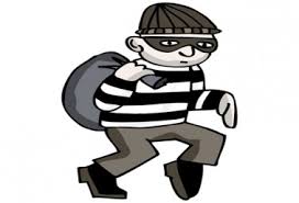 Burglaries, thieves hatchet at the nose of the police | पोलिसांच्या नाकावर टिच्चून घरफोड्या, चोरट्यांची हॅट्रीक Burglaries, thieves hatchet at the nose of the police | पोलिसांच्या नाकावर टिच्चून घरफोड्या, चोरट्यांची हॅट्रीक