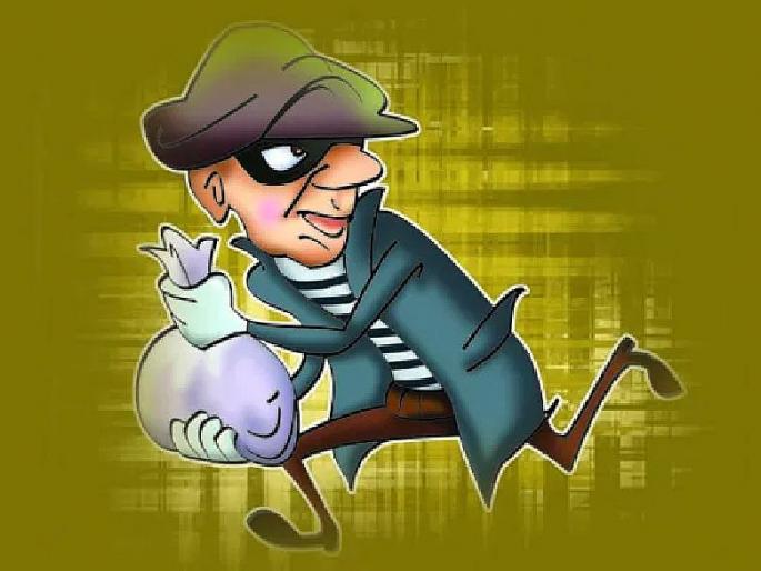 thief stole 8.20 lakh rupees from a man in katol nagpur | शर्ट खराब झाल्याची बतावणी करीत व्यापाऱ्याचे ८.२० लाख रुपये पळवले; काटाेल शहरातील घटना thief stole 8.20 lakh rupees from a man in katol nagpur | शर्ट खराब झाल्याची बतावणी करीत व्यापाऱ्याचे ८.२० लाख रुपये पळवले; काटाेल शहरातील घटना