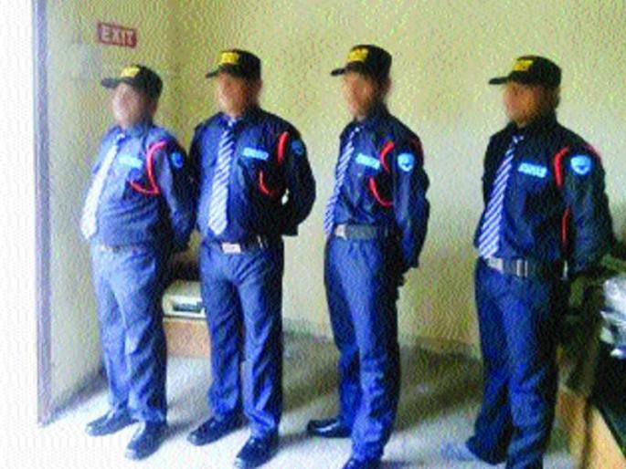 'Jawakhars' struggle for eternal life! Lack of minimum wages | ‘चौकीदारां’च्या नशिबी जगण्याचा संघर्ष! किमान वेतनापासूनही वंचित 'Jawakhars' struggle for eternal life! Lack of minimum wages | ‘चौकीदारां’च्या नशिबी जगण्याचा संघर्ष! किमान वेतनापासूनही वंचित